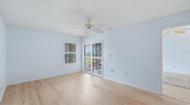 Building Photo - 5350 Myrtle Wood