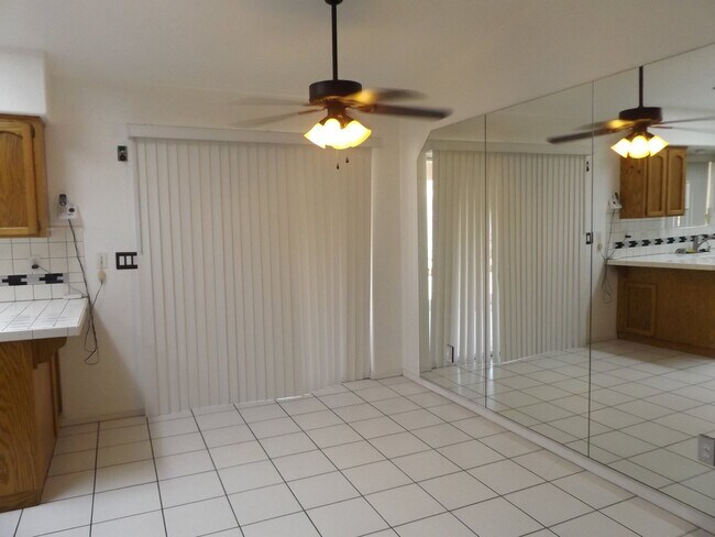 Building Photo - 3 Bedroom - 2 Bath Pool Home