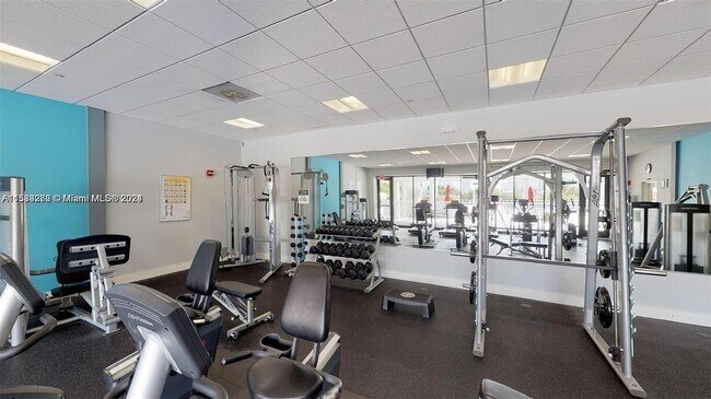 Building Photo - 3675 N Country Club Dr