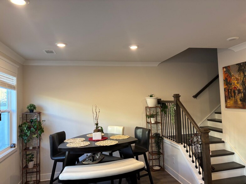 Building Photo - 123 Depot Lndg Rd