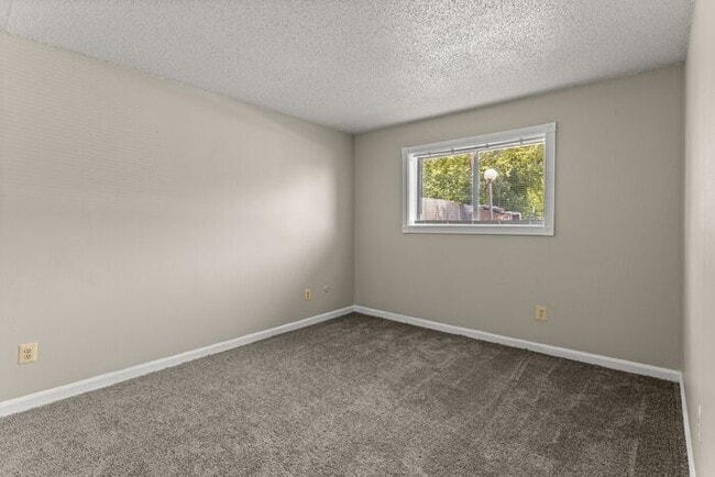 Building Photo - Heat and Water Included Clinton Township Condo - SECTION 8 Accepted