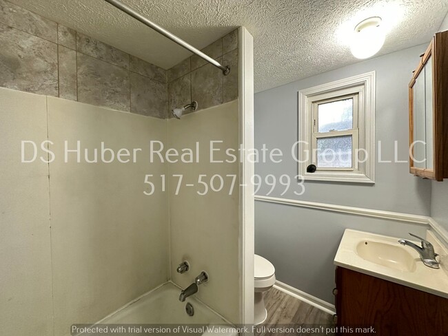 Building Photo - 1138 Porter St