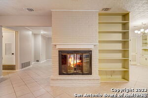 Building Photo - 8603 Derringer St