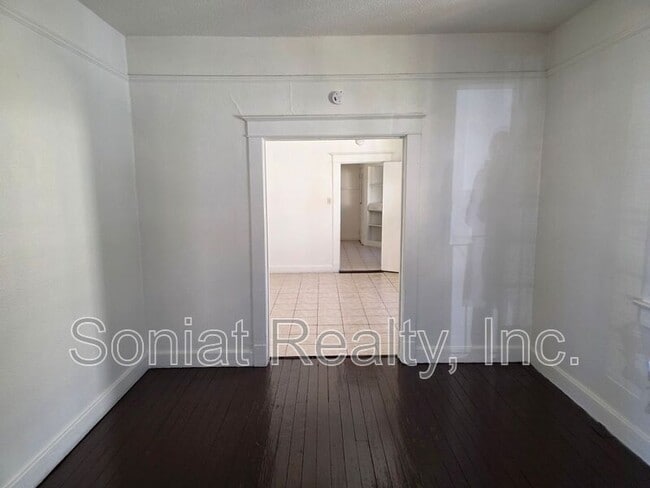 Building Photo - 4166 Bienville St