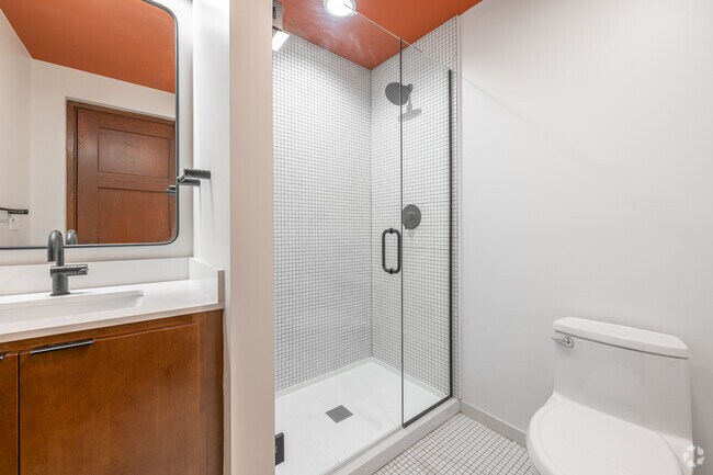 4BR, 3BA - 2,206SF - Second Bathroom - The Hawthorne