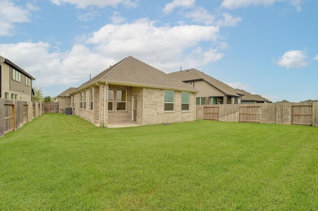 Building Photo - 21138 Garden Palm Dr