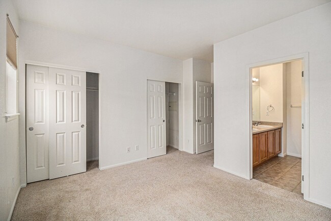 Building Photo - Available Now - 2 Bedroom 2 Bath Unit in A...