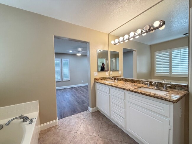 Building Photo - Spacious 4-Bedroom Home in Prime Aliso Viejo Location – Newly Updated