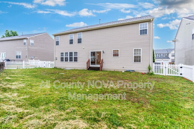Building Photo - 9506 Whiteheart Dr