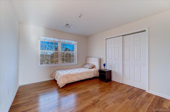 Building Photo - 3 Grand View Terrace