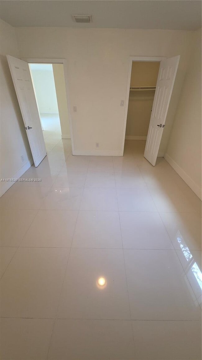 Building Photo - 5715 NW 6th Ave