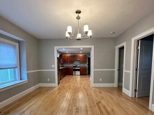 Building Photo - 61 June St