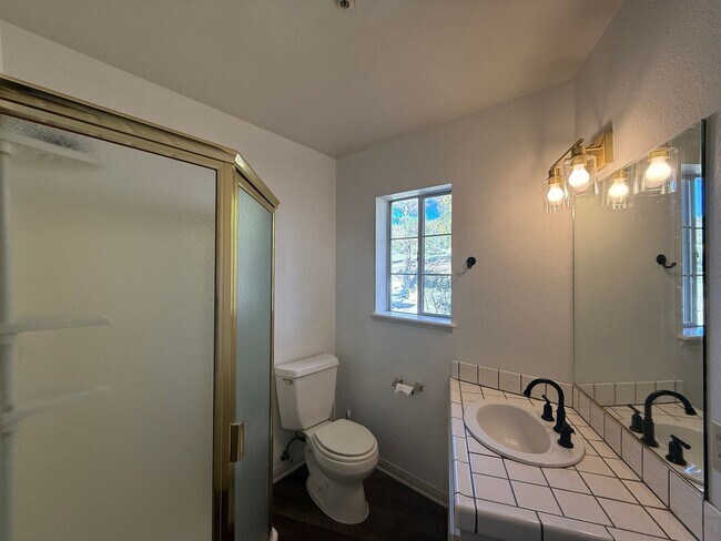 Building Photo - Acton 4 bedroom on Dirt Road