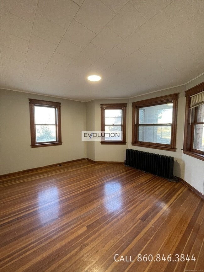 Building Photo - 177 South St