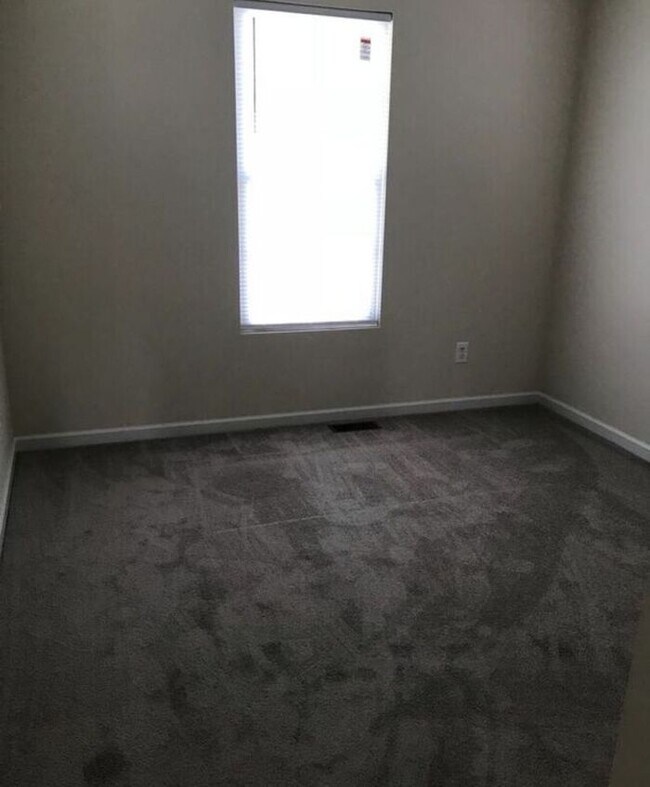 Building Photo - Charming 3BR 2 BA Cottage-Style Home in North Durham