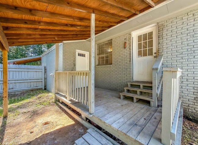 Building Photo - 2402 Atlas Rd