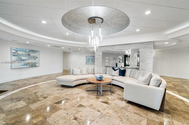 Building Photo - 3800 Galt Ocean Dr