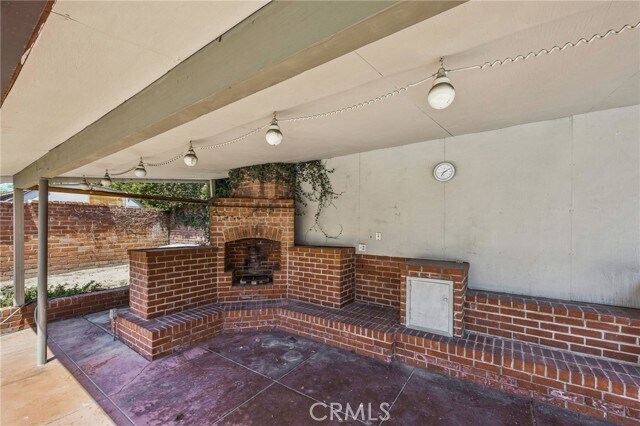 Building Photo - 2465 Sherwood Rd