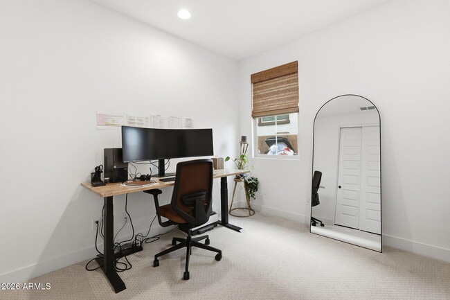 Building Photo - 5714 S Veneto