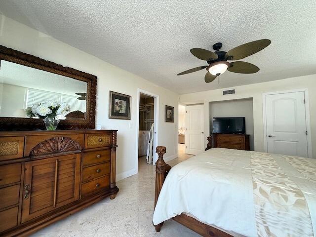 Building Photo - 3640 N Ocean Dr