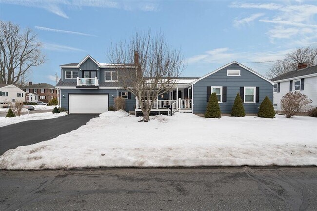 Building Photo - 97 Eustis Ave