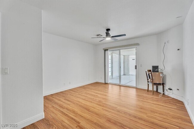 Building Photo - 8200 Cimarron Ridge Dr