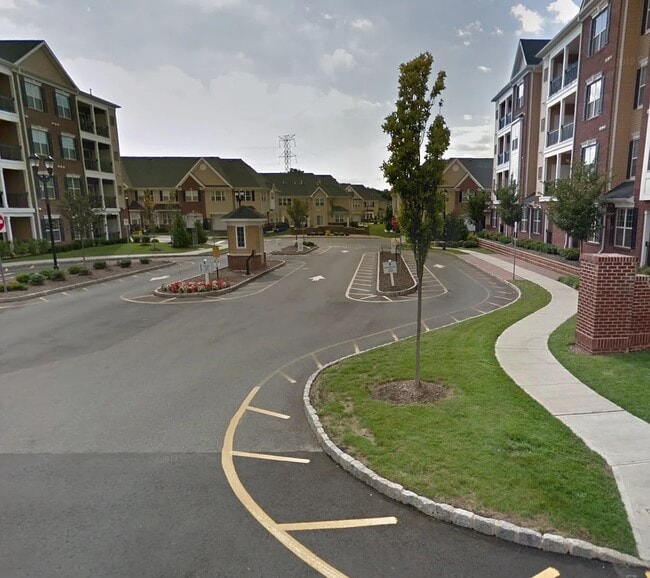 Building Photo - 72 Andrews Way