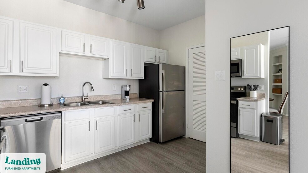 Building Photo - 1601 W Arbrook Blvd