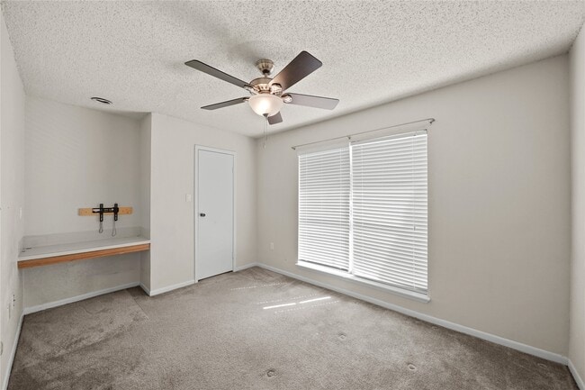 Building Photo - 260 El Dorado Blvd