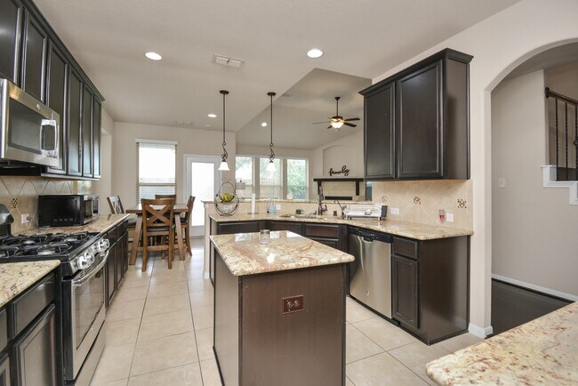 Building Photo - 17510 Woodfalls Ln