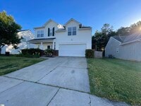 Building Photo - 203 Stillwater Ct