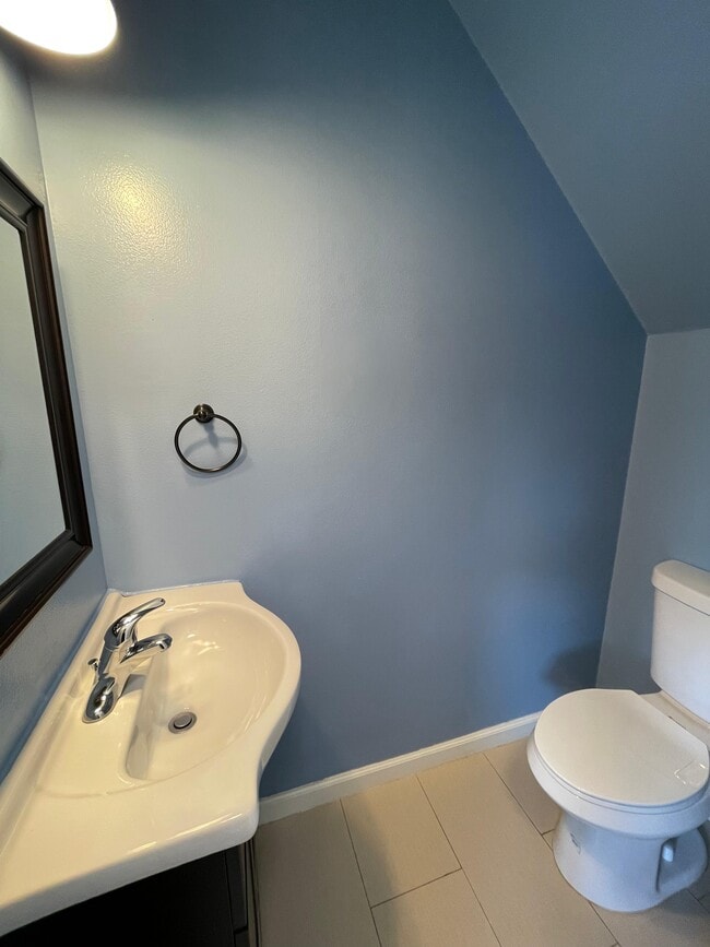 Building Photo - 34591 Bluestone Common