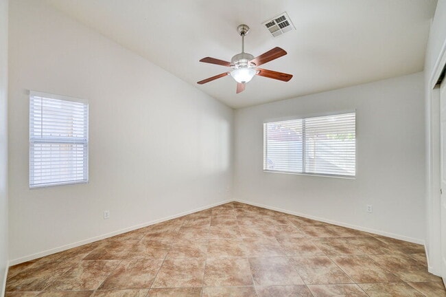 Building Photo - 1813 Lyell Canyon Ln