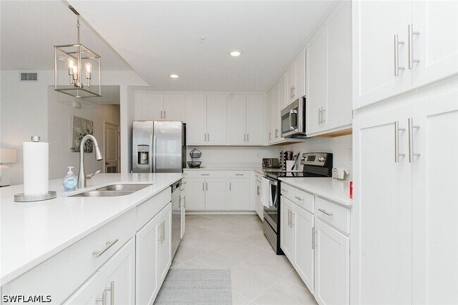 Building Photo - 5749 Double Eagle Cir