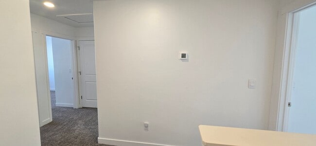 Building Photo - 3 Bed 2 Bath in Santaquin!!