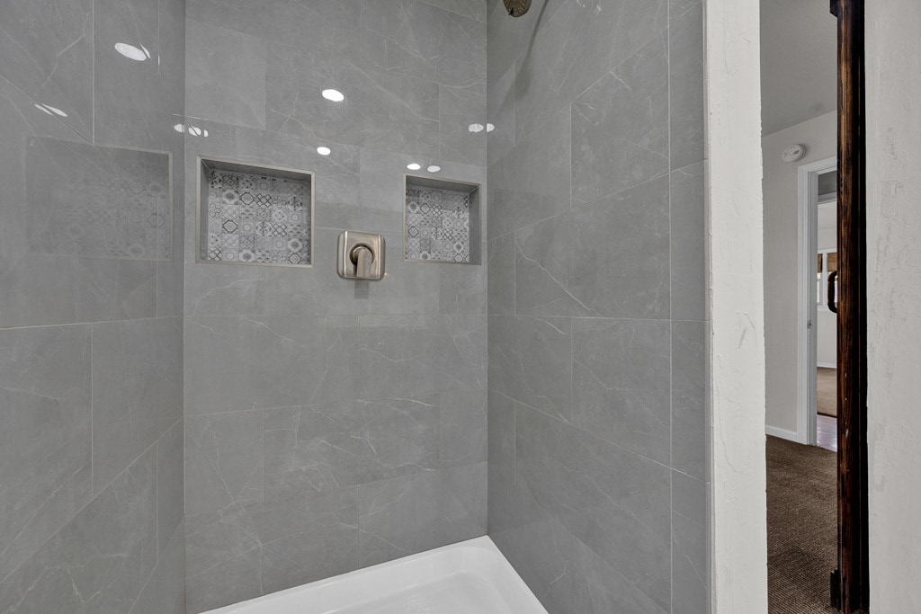 Building Photo - 403 Palo Duro Dr