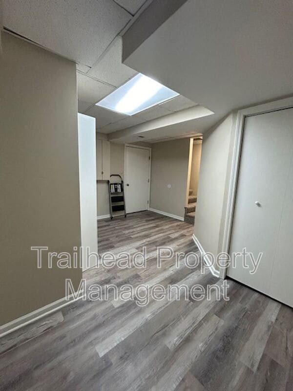 Building Photo - 7037 N Fisk Ct