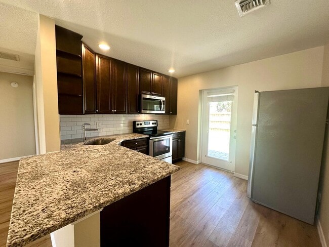 Building Photo - 3531 Burma Ct