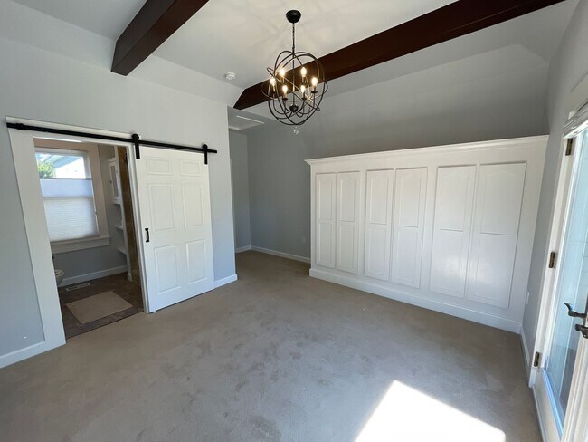 Building Photo - Charming Home on Cul-de-Sac w/Jacuzzi, Fireplace, Garage || Minutes from Downtown Napa!