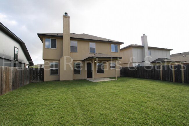 Building Photo - 4910 Donegal Bay Ct