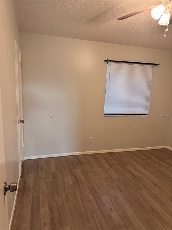Building Photo - 1826 Foxhall Cir