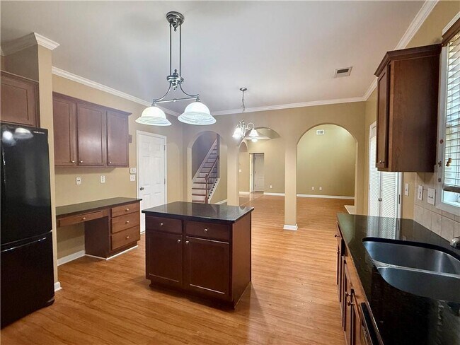 Building Photo - 2256 Peach Shoals Cir