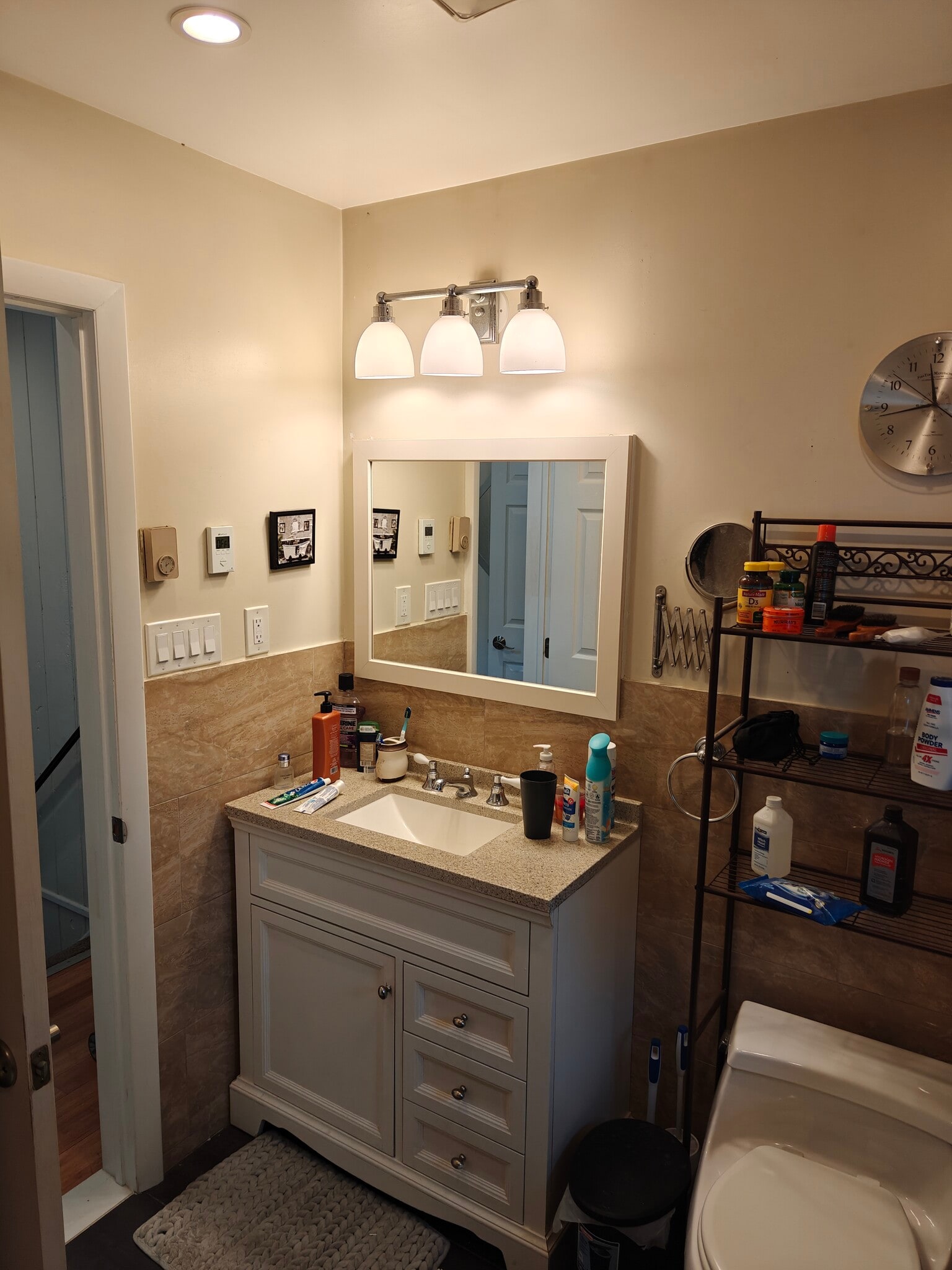 Upstairs bathroom cont. - 29 Peter Way