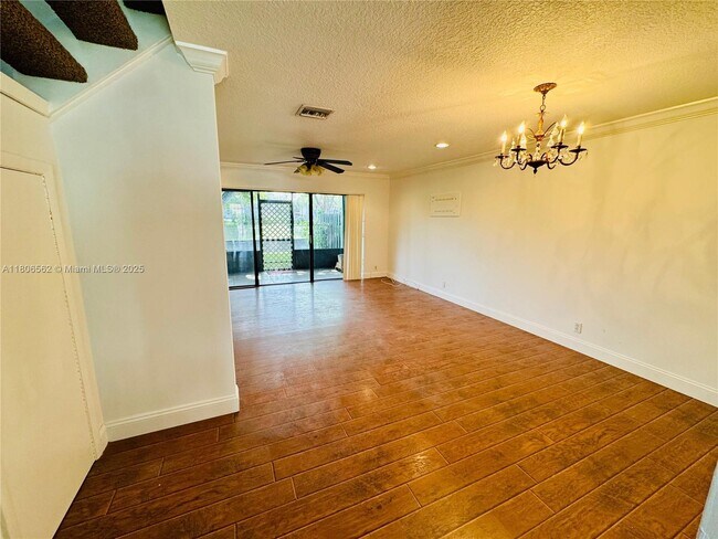 Building Photo - 4923 NW 82nd Ave