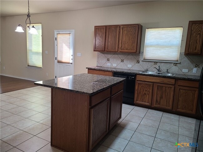 Building Photo - 3311 Rusack Dr