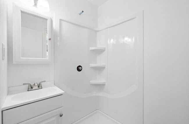 Building Photo - 131 Brandywine Dr