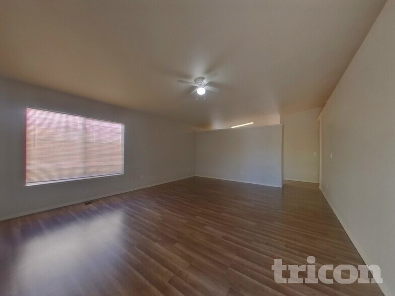 Building Photo - 17662 Clear Springs Ct