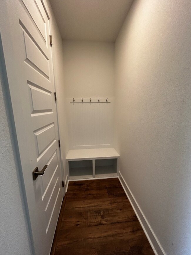 Building Photo - Coming Soon!  4 BR/3BA | Single Family Home | 1-Car Covered Parking | In Liberty Hill!