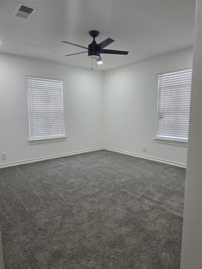 Building Photo - 3926 Florinda St