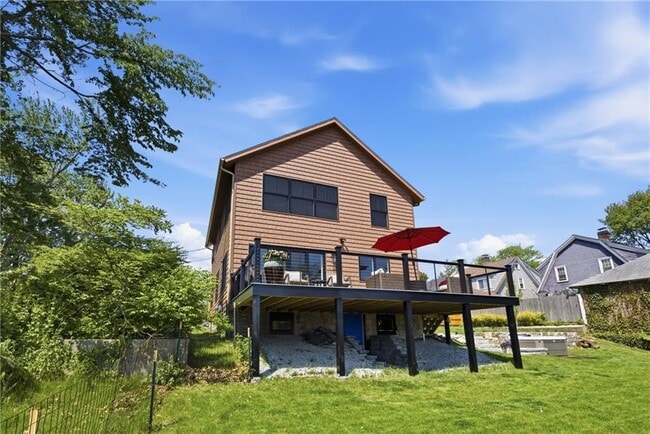 Building Photo - 1124 Narragansett Blvd